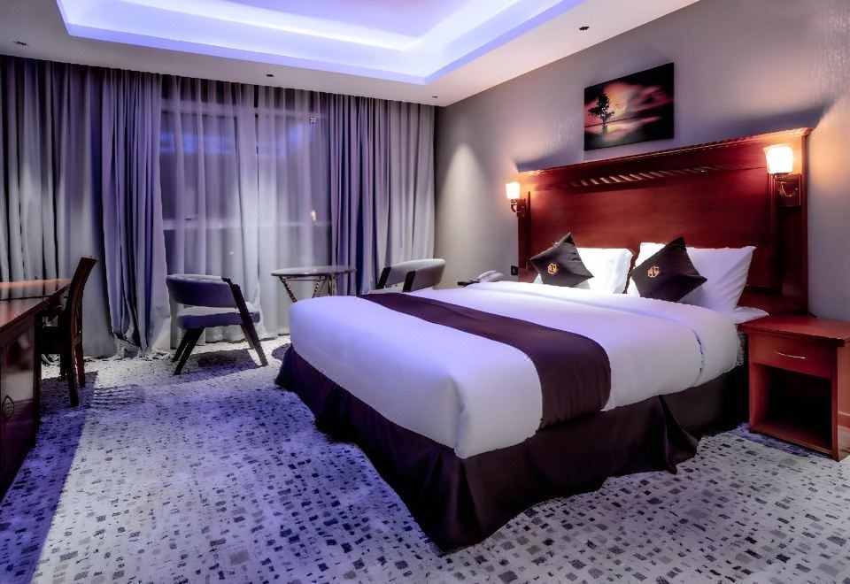 هتل رها گرند